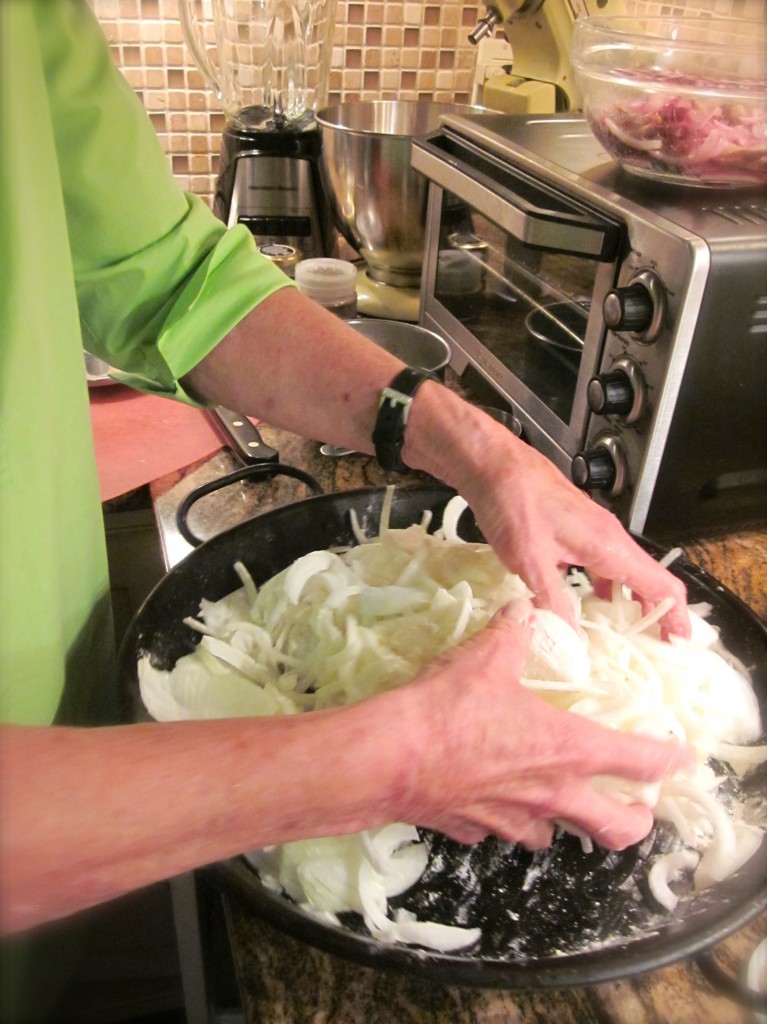 Prepping the onions for the Mejadra.