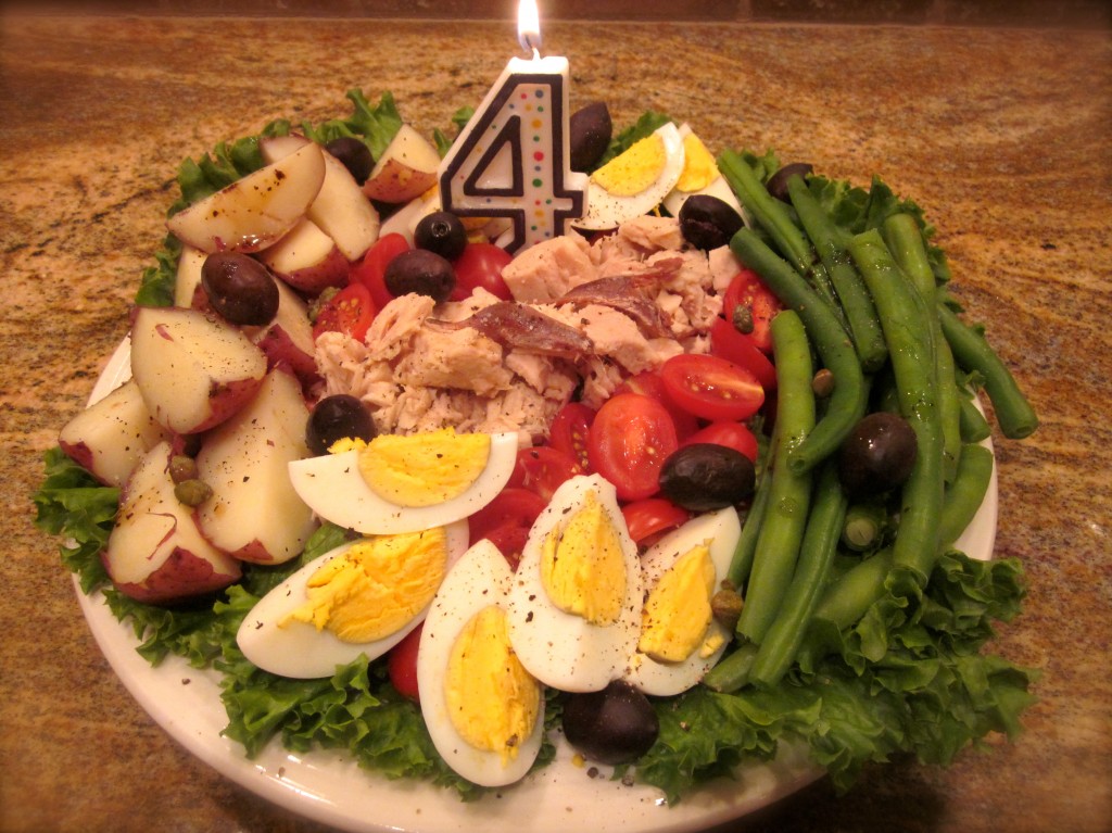 Salade Nicoise. Although I would prefer Haricot Verts, I bought my green beans at the local farmers market.